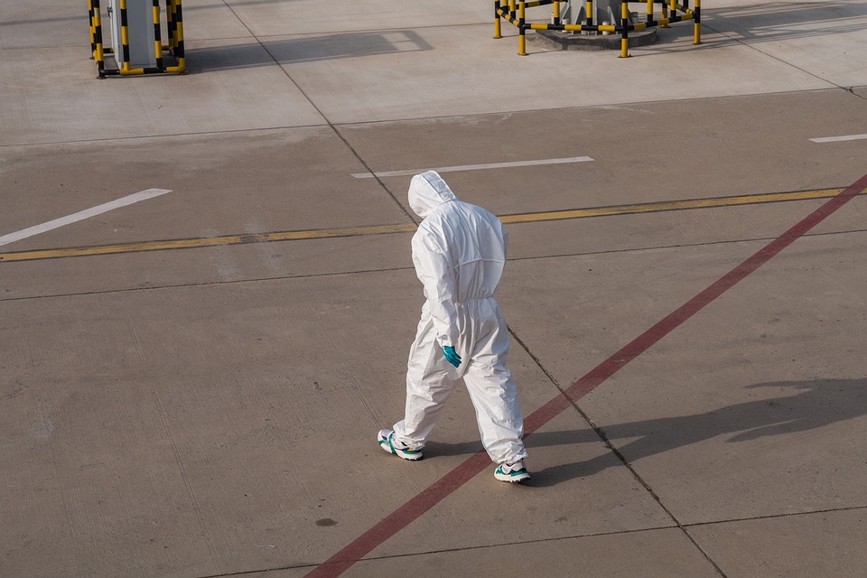 Saúde mental e gênero em profissionais de saúde durante a pandemia de COVID-19 na América Latina